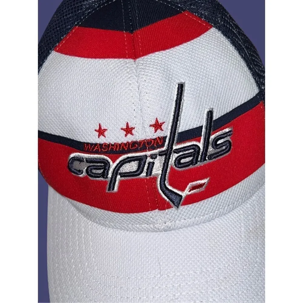 Reebok NHL Washington Capitols Trucker Snapback Hat